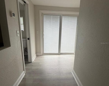 8424 N Highland Avenue - Photo Thumbnail 2