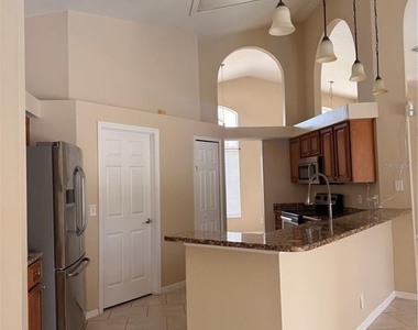18138 Sweet Jasmine Drive - Photo Thumbnail 11