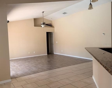 18138 Sweet Jasmine Drive - Photo Thumbnail 7