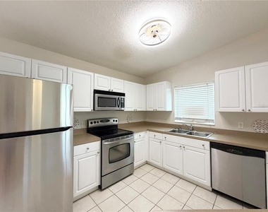 1717 W Nassau Street - Photo Thumbnail 5