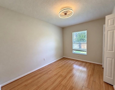 1717 W Nassau Street - Photo Thumbnail 11