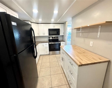 5060 76th Avenue N - Photo Thumbnail 5