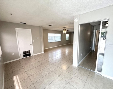 5060 76th Avenue N - Photo Thumbnail 12