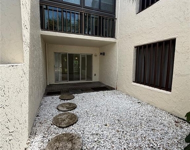 2205 Belleair Road - Photo Thumbnail 15