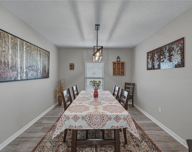 12756 Tannencrest Drive - Photo Thumbnail 10