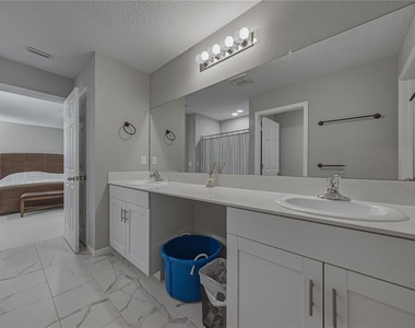 12756 Tannencrest Drive - Photo Thumbnail 43