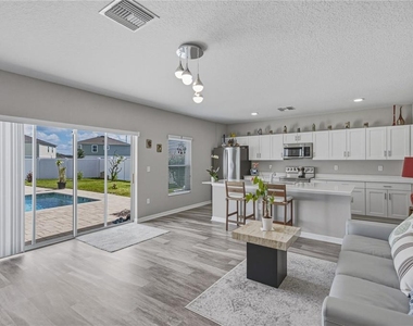 12756 Tannencrest Drive - Photo Thumbnail 21