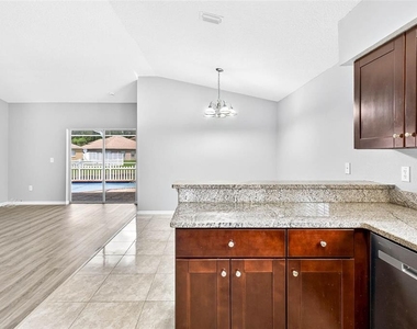 1434 Ocean Reef Road - Photo Thumbnail 16