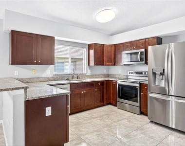 1434 Ocean Reef Road - Photo Thumbnail 14