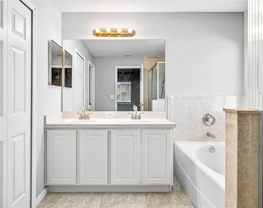 1434 Ocean Reef Road - Photo Thumbnail 36