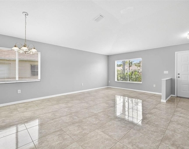 1434 Ocean Reef Road - Photo Thumbnail 9