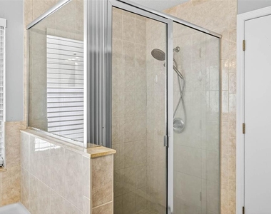 1434 Ocean Reef Road - Photo Thumbnail 38