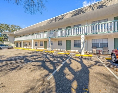 1500 W Bay Drive - Photo Thumbnail 7