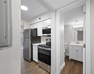 1500 W Bay Drive - Photo Thumbnail 1