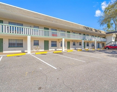 1500 W Bay Drive - Photo Thumbnail 9