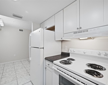 1767 S Leo Lane S - Photo Thumbnail 4