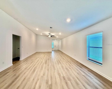 5745 Helmsman Court - Photo Thumbnail 9