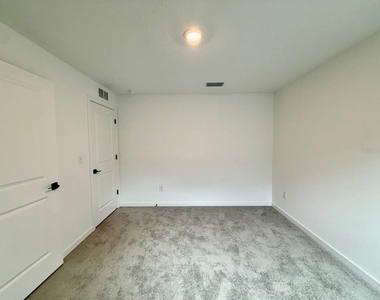 5745 Helmsman Court - Photo Thumbnail 31