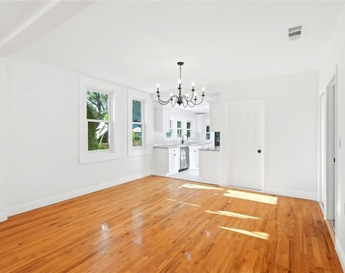 511 E Frances Avenue - Photo Thumbnail 9