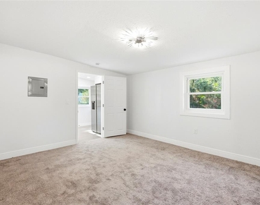 511 E Frances Avenue - Photo Thumbnail 16