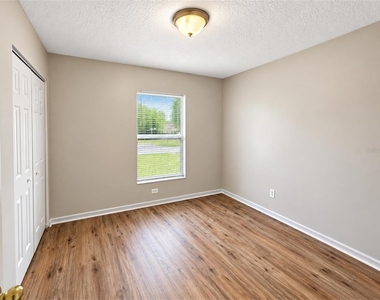 3304 E Mohawk Avenue - Photo Thumbnail 10