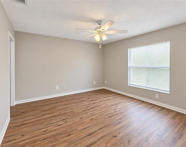 3304 E Mohawk Avenue - Photo Thumbnail 4