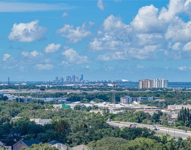 3301 Bayshore Boulevard - Photo Thumbnail 15