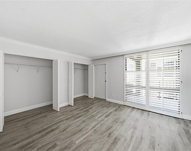 3301 Bayshore Boulevard - Photo Thumbnail 10