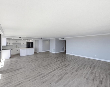 3301 Bayshore Boulevard - Photo Thumbnail 5
