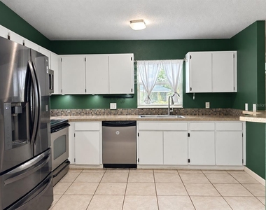 9620 N Connechusett Road - Photo Thumbnail 3