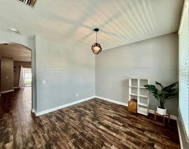 3421 Santa Rita Lane - Photo Thumbnail 7