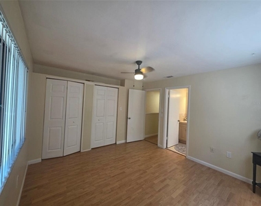 4333 Sw 69th Terrace - Photo Thumbnail 12