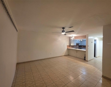 4333 Sw 69th Terrace - Photo Thumbnail 7