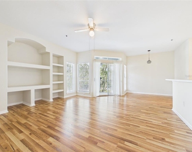 8513 Lucuya Way - Photo Thumbnail 14