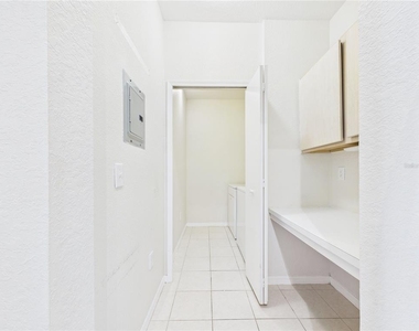 8513 Lucuya Way - Photo Thumbnail 17
