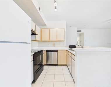 8513 Lucuya Way - Photo Thumbnail 20