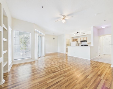8513 Lucuya Way - Photo Thumbnail 15