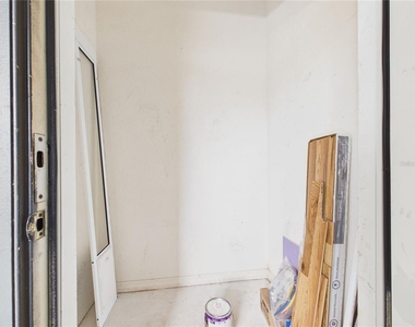 8513 Lucuya Way - Photo Thumbnail 28