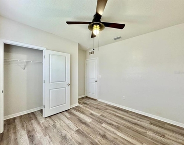 10626 Park Meadowbrooke Drive - Photo Thumbnail 4
