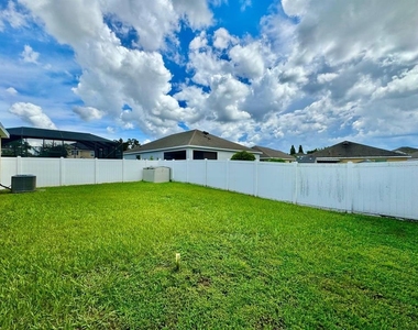 10626 Park Meadowbrooke Drive - Photo Thumbnail 32