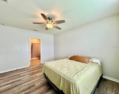 10626 Park Meadowbrooke Drive - Photo Thumbnail 26