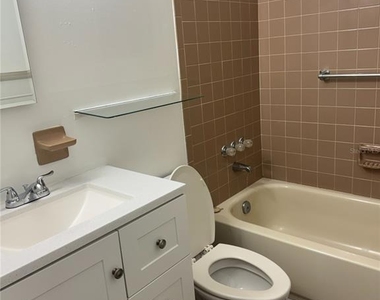 2343 S Tennyson Point - Photo Thumbnail 10