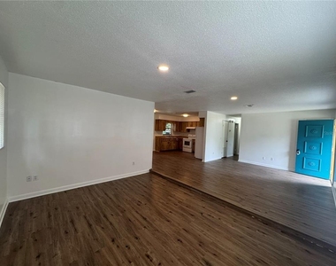 2343 S Tennyson Point - Photo Thumbnail 3