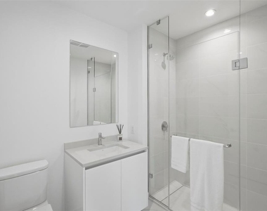 400 Central Avenue - Photo Thumbnail 30