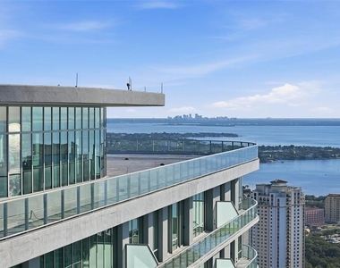 400 Central Avenue - Photo Thumbnail 2