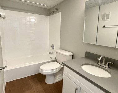 3602 S Macdill Avenue - Photo Thumbnail 7