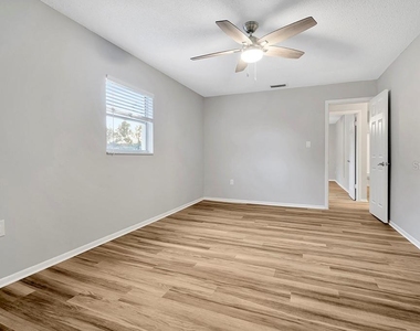 3602 S Macdill Avenue - Photo Thumbnail 9