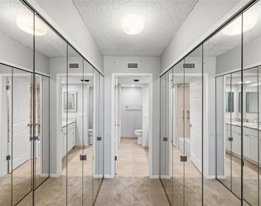 400 Island Way - Photo Thumbnail 21