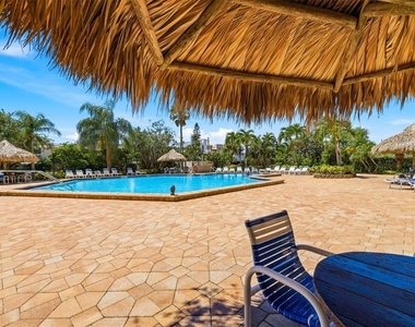 400 Island Way - Photo Thumbnail 33