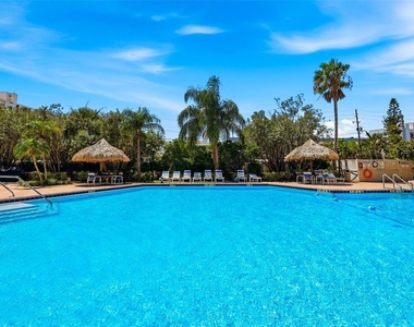 400 Island Way - Photo Thumbnail 31